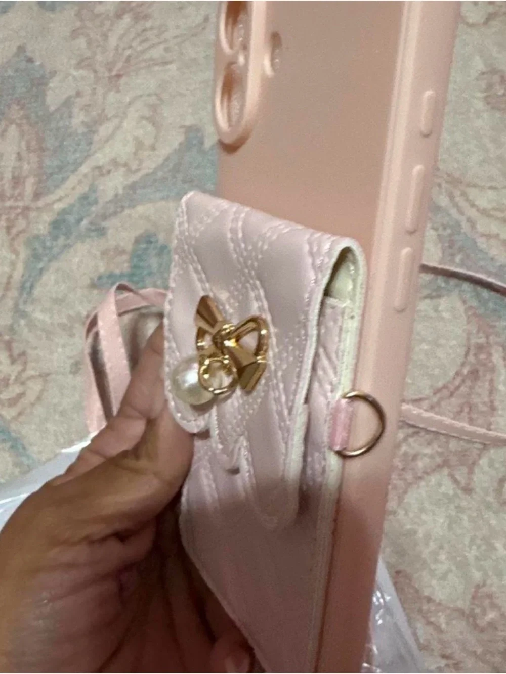 Pink Quilted Bow Pearl Phone Case Card Holder